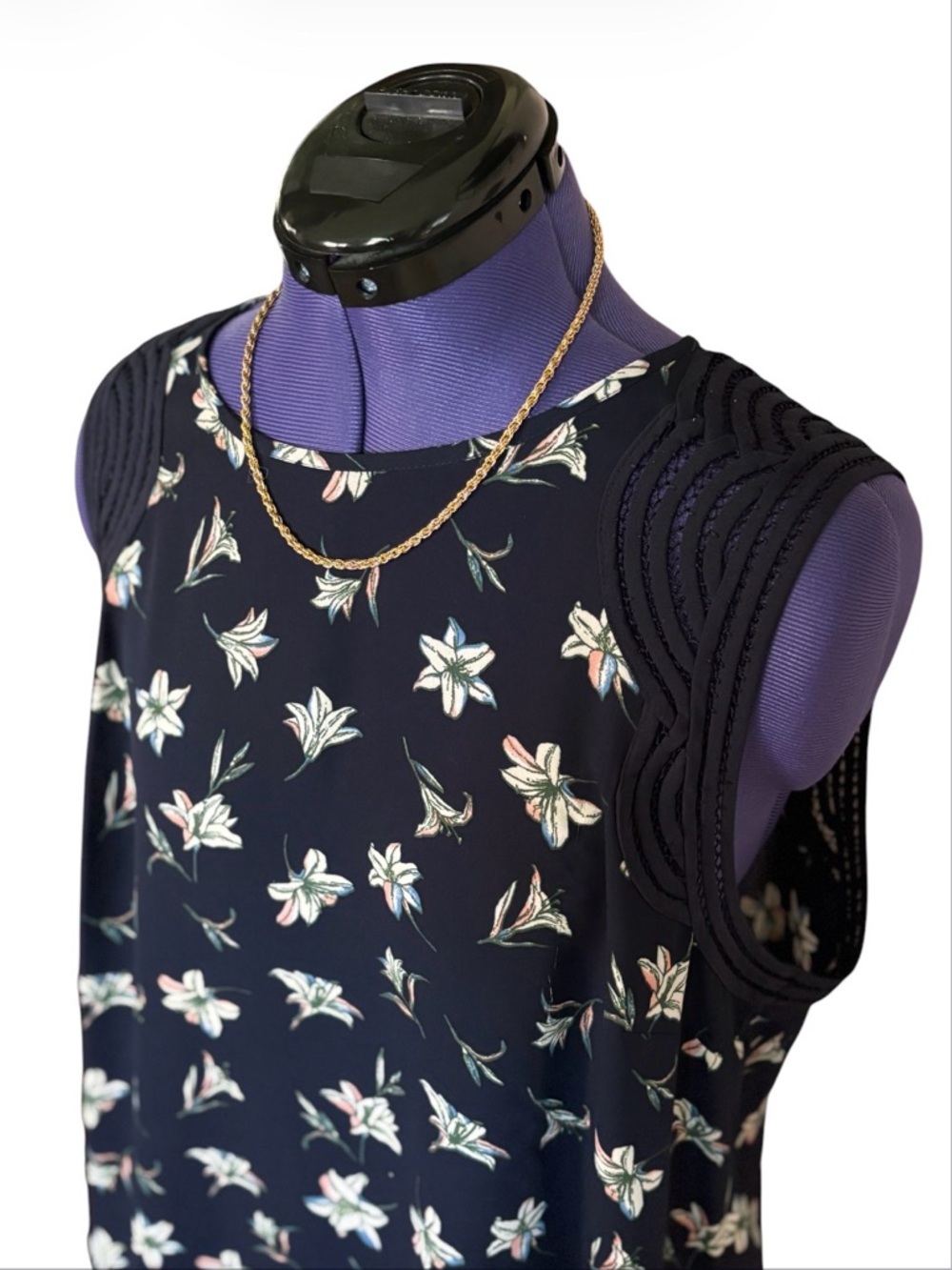 Daniel Rainn Sleeveless Top Blouse Floral Navy Large